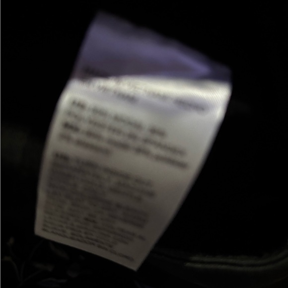 Chico's Womens Dark faux Leather look Jeans - Picture 13 of 15